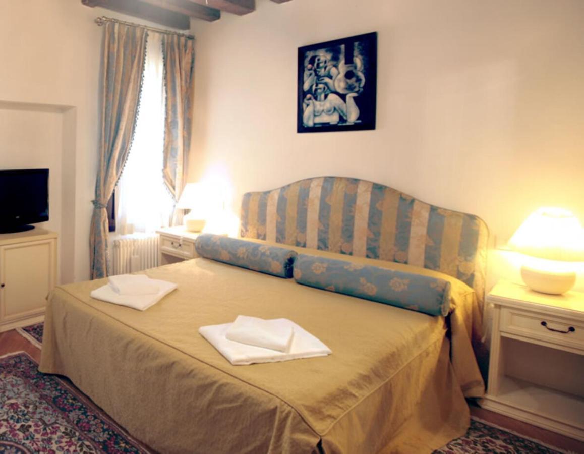 Furlani Apartments Венеция Экстерьер фото