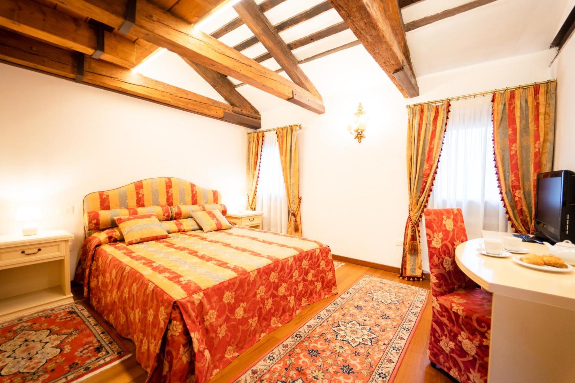 Furlani Apartments Венеция Экстерьер фото