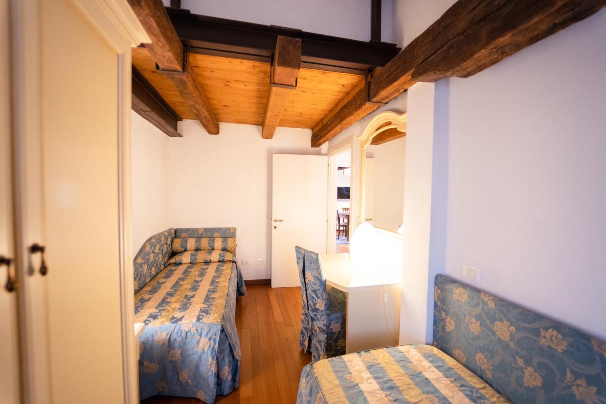 Furlani Apartments Венеция Экстерьер фото